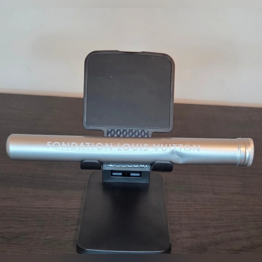 Fondation Louis Vuitton Pencil Set & Holder Limited Edition Museum Exclusive